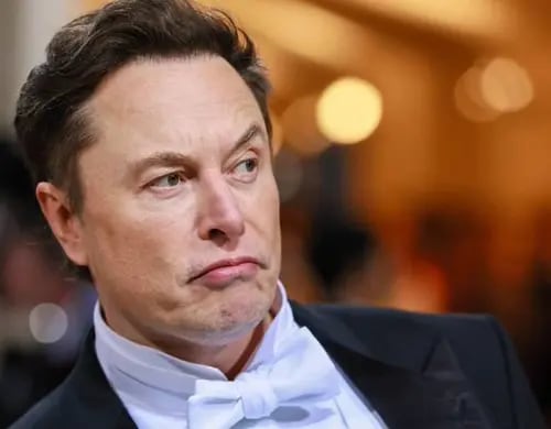Elon Musk critica a los creadores de ChatGPT y ellos responden "Cometimos un error"