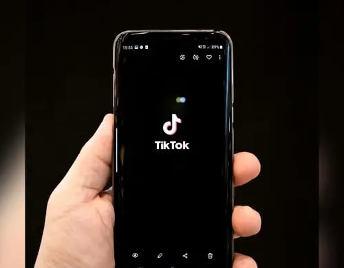 TikTok lanzará su propio “Instagram” para competir con la App de Meta