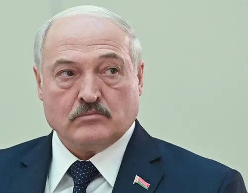Presidente de Bielorrusia "los ciberataques son un elemento de la guerra híbrida, uno muy peligroso"