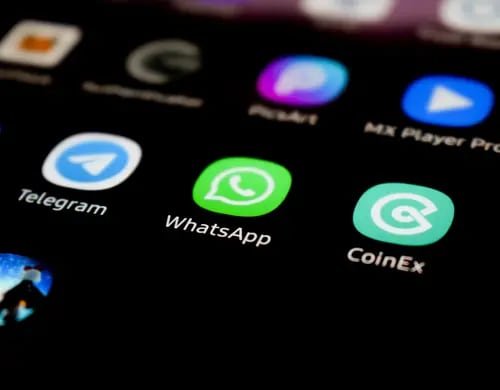 Fundador de Telegram advierte a los usuarios de WhatsApp "ha sido una herramienta de vigilancia durante 13 años"