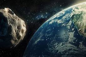 NASA advierte por asteroide tan grande como la Pirámide de Giza que cruzará cerca de la Tierra