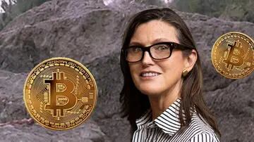 Cathie Wood sube su apuesta: espera que Bitcoin llegue a USD $3,8 millones en 2030