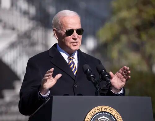Joe Biden lanza plan para prevenir fraudes con monedas digitales después del colapso de FTX