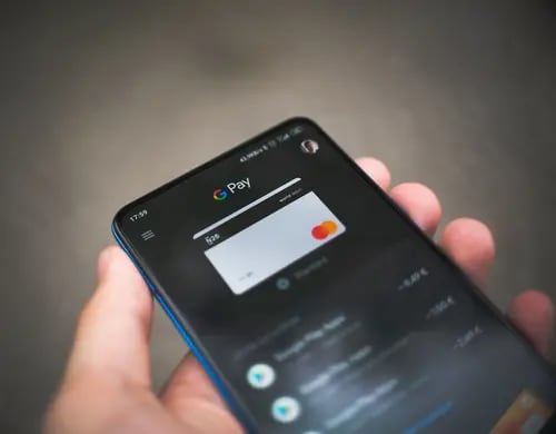 Google Pay ya es compatible con BBVA: cómo activar la billetera digital