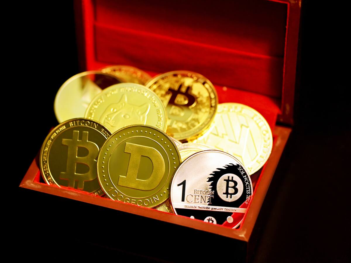 ¿Inviertes en criptomondas? Estos 12 activos están en riesgo
