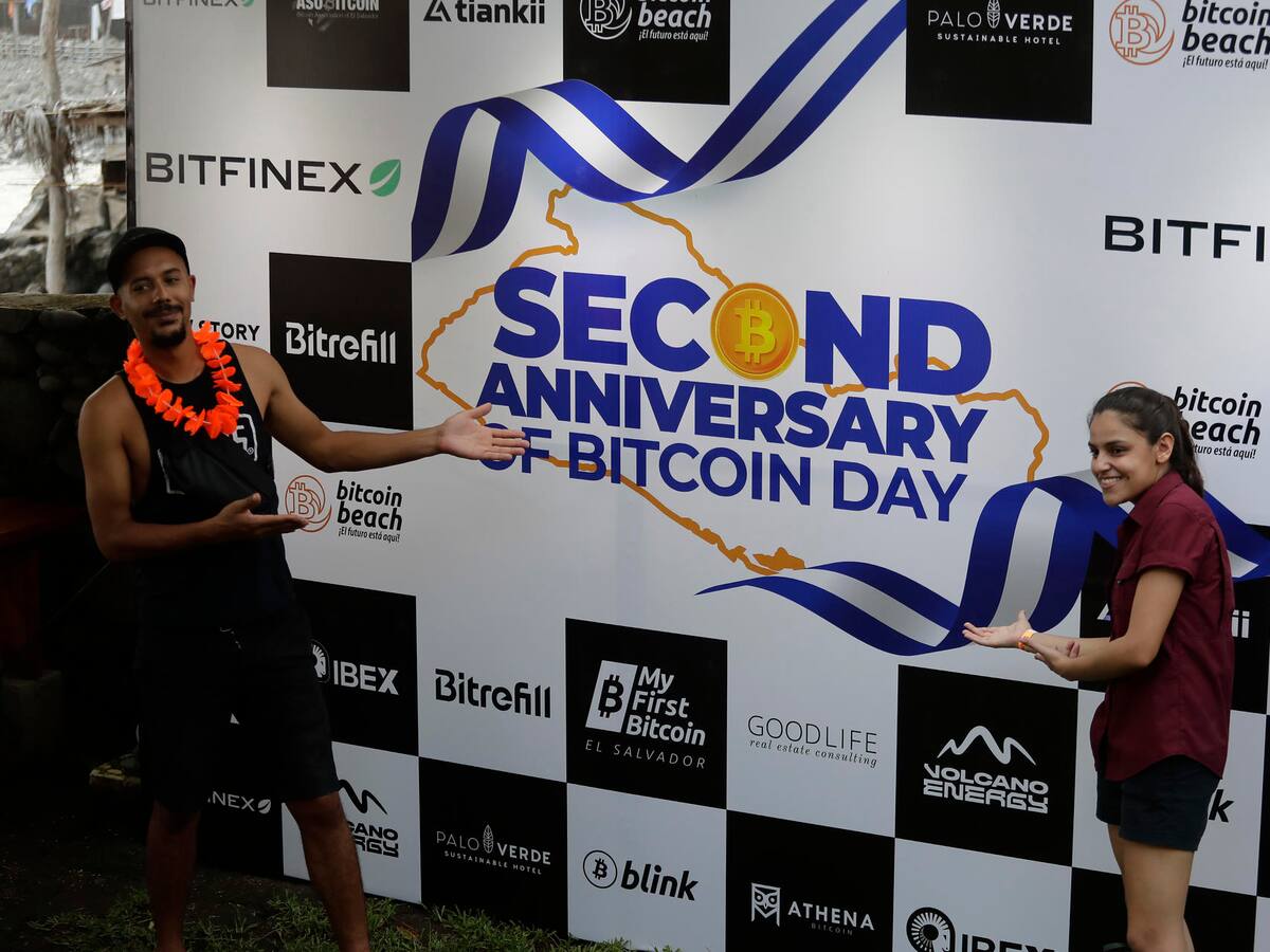 Comunidad de Bitcoiners celebran el segundo aniversario de adopción de Bitcoin en El Salvador
