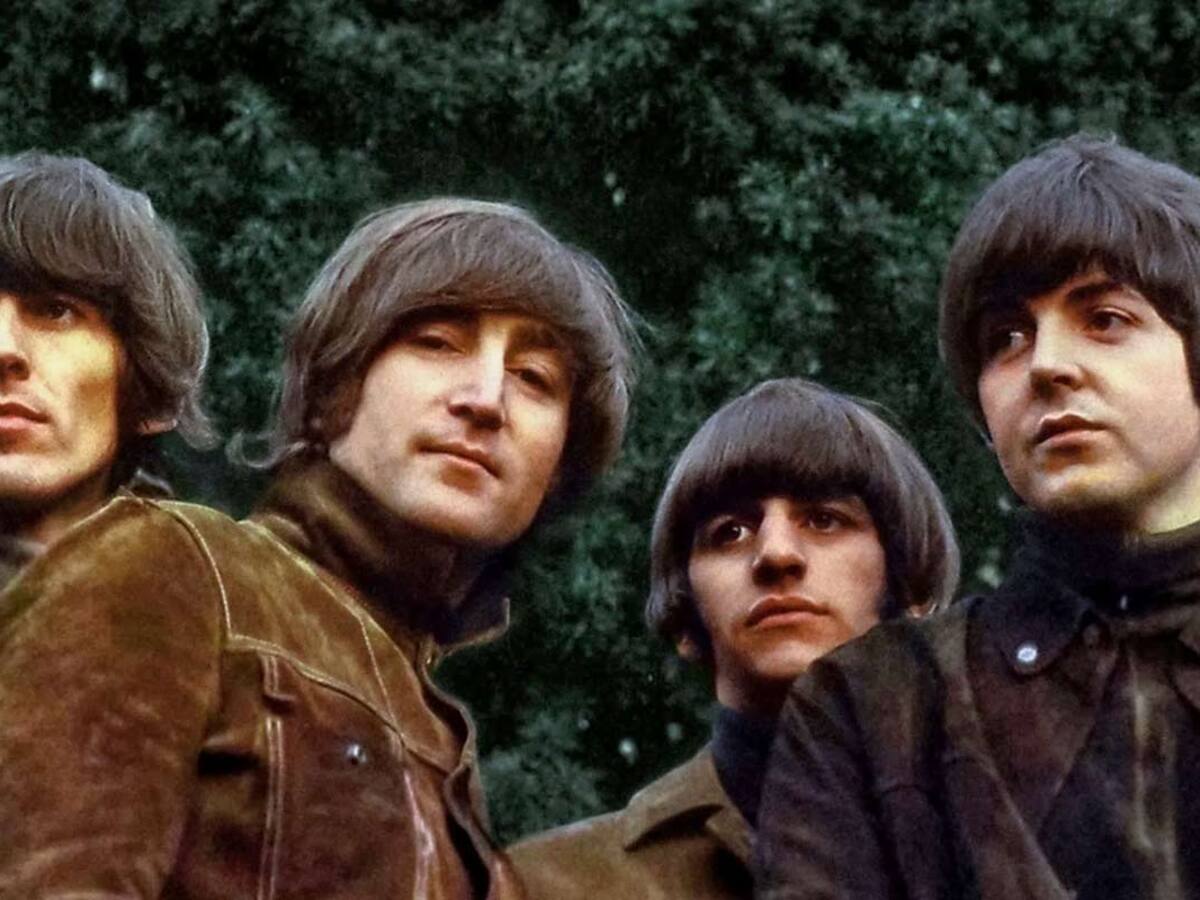 Ringo Starr afirma que la banda The Beatles "jamás" falsificaría la voz de John Lennon