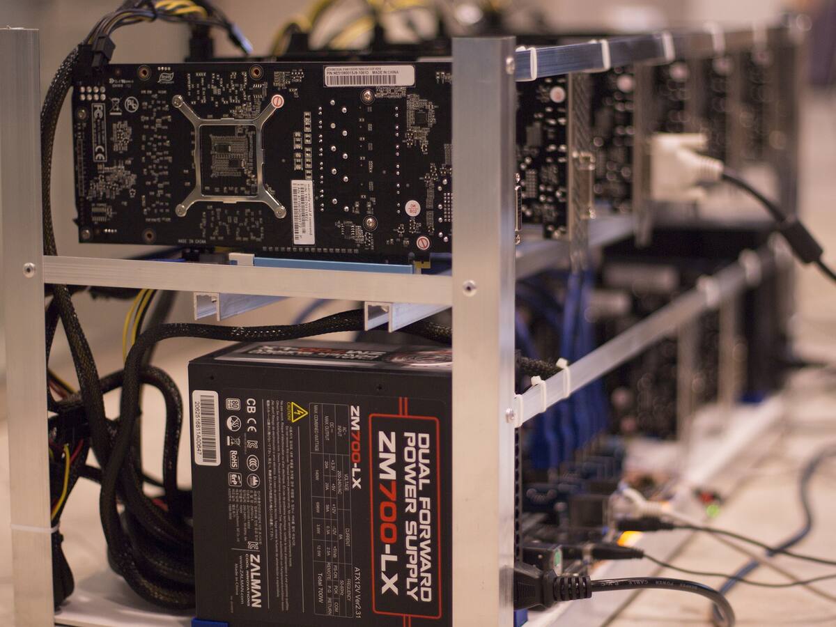 Minar criptomonedas: Conoce qué es y en qué consiste