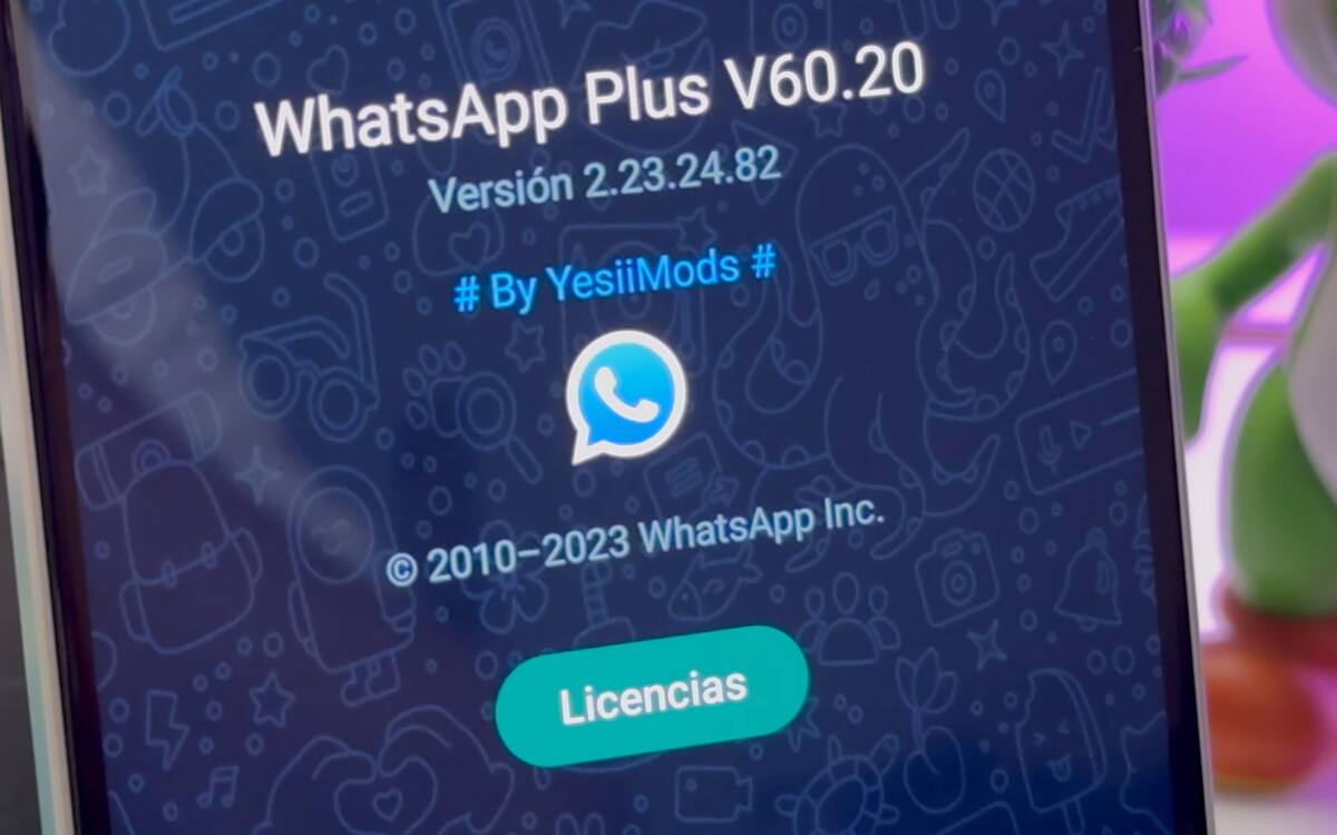 No hay forma segura de descargar WhatsApp Plus, pues todos los enlaces disponibles podrían albergar malware oculto que pone en riesgo tu seguridad digital