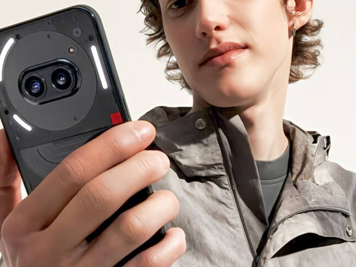 Nothing Phone 2a: el teléfono que muestra su interior