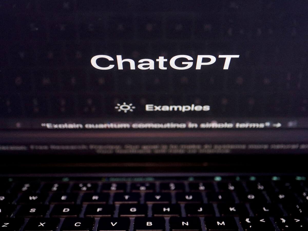 Breton advierte de los riesgos de ChatGPT, la normativa sobre IA trata de atajarlos