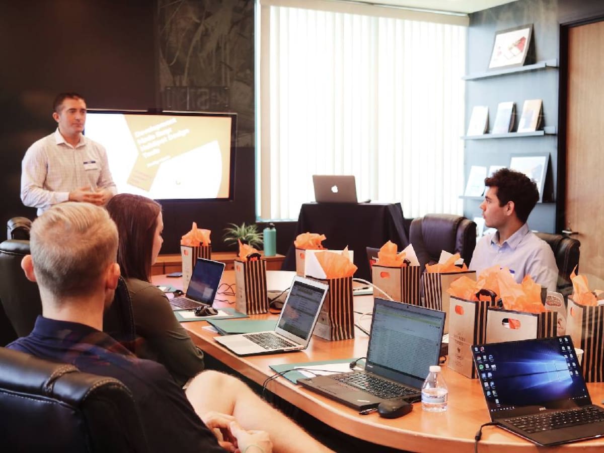 ¡Adiós al estrés de las presentaciones! Esta App las hace en segundos por ti