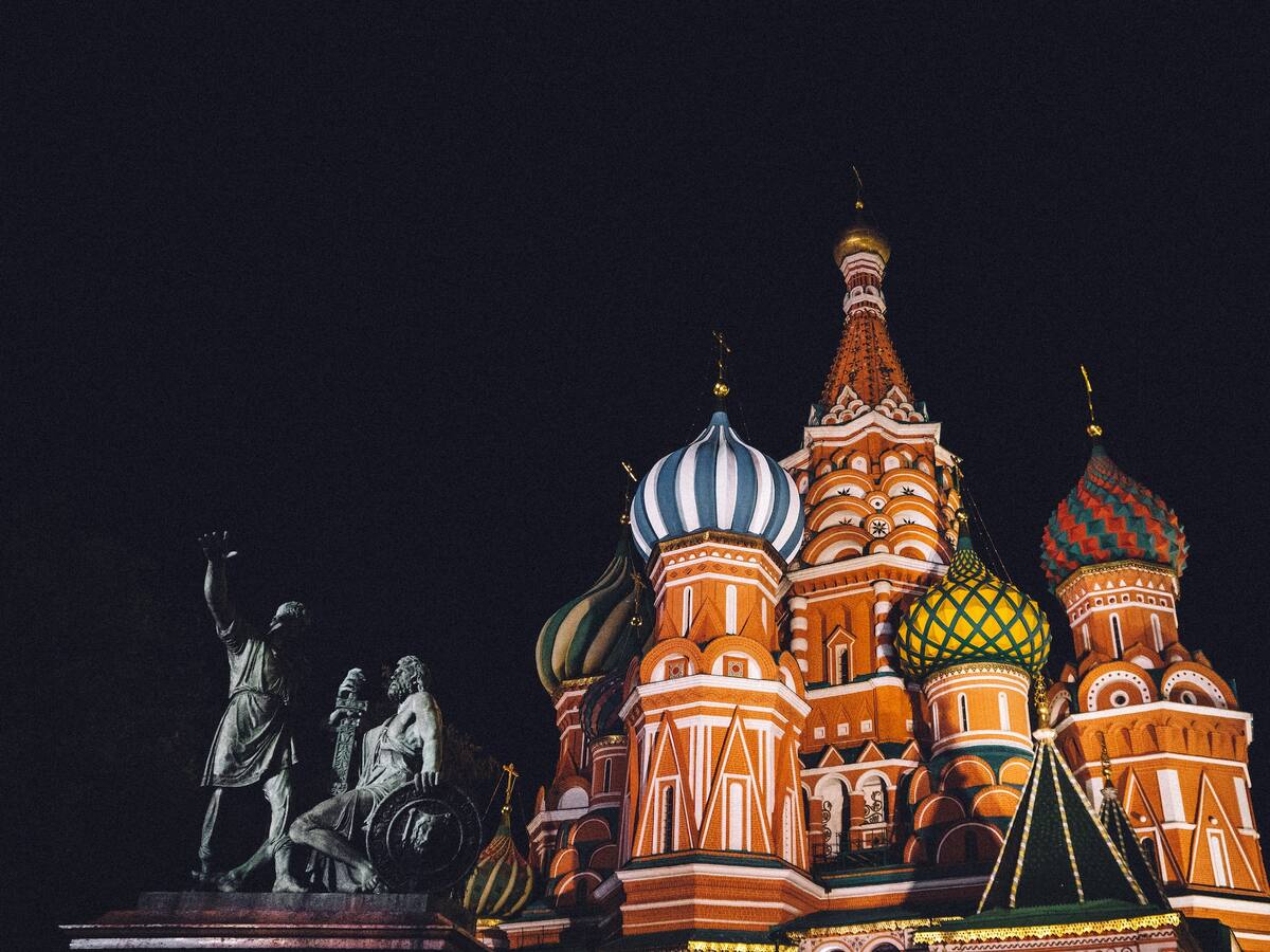 En medio de sanciones, la minería de criptomonedas se está mudando a Rusia