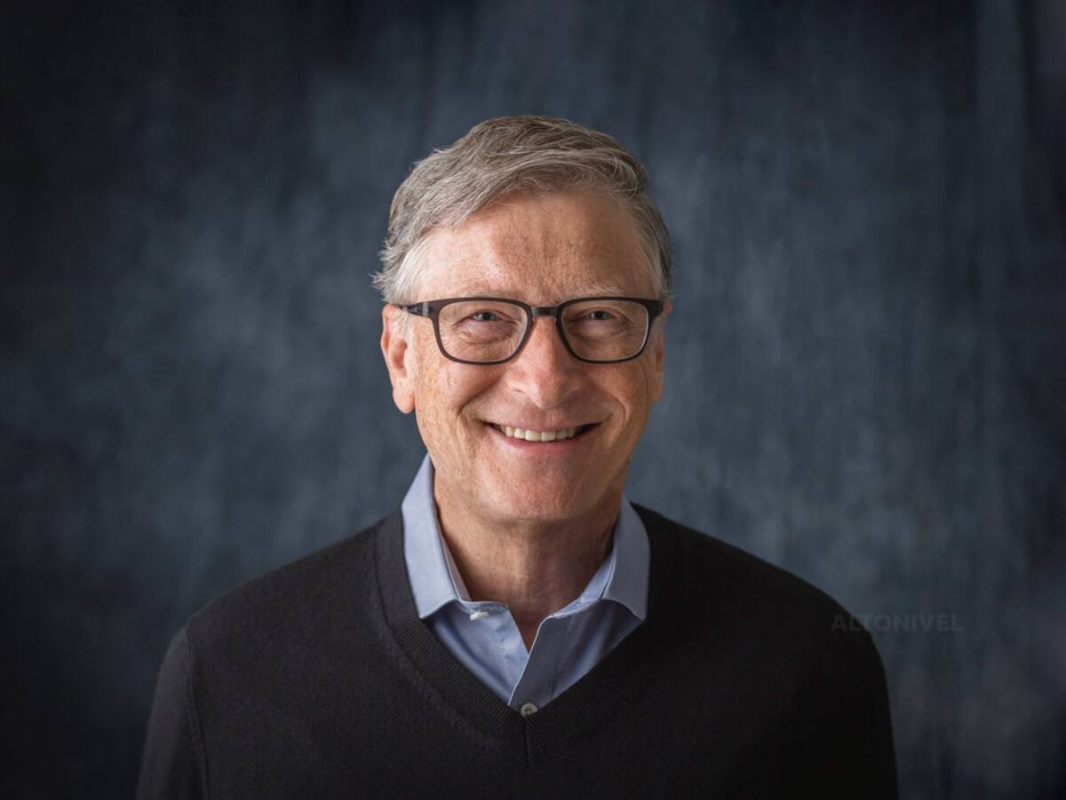 Bill Gates dice que ChatGPT será capaz de sustituir a los profesores
