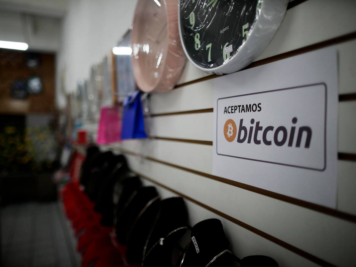 El Salvador impartirá clases sobre Bitcoin a estudiantes de escuelas públicas