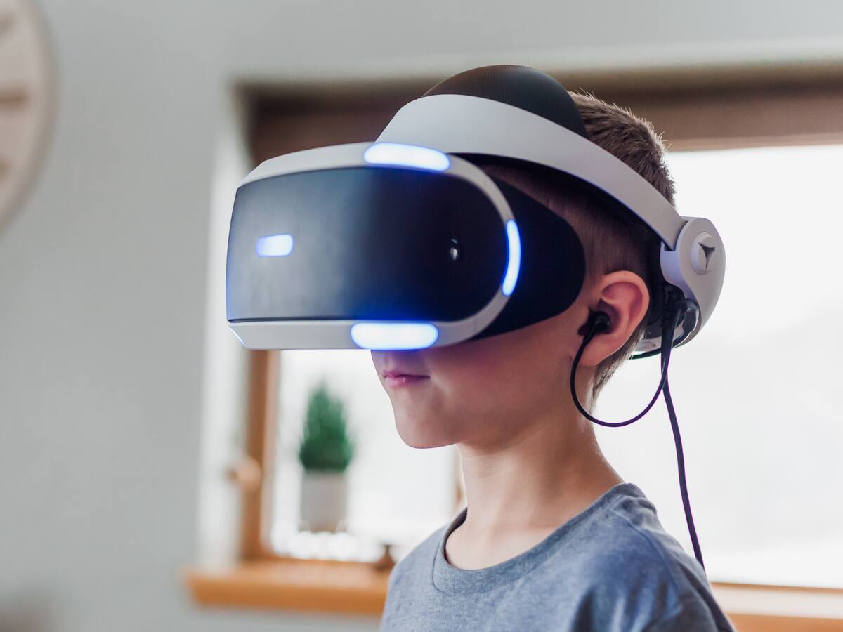 Apple: Lanzamiento de visor de realidad aumentada se retrasa