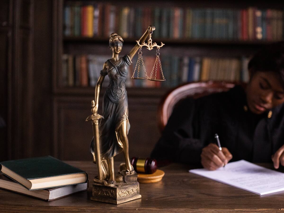 España multa por primera vez una empresa de cirptomonedas por su publicidad