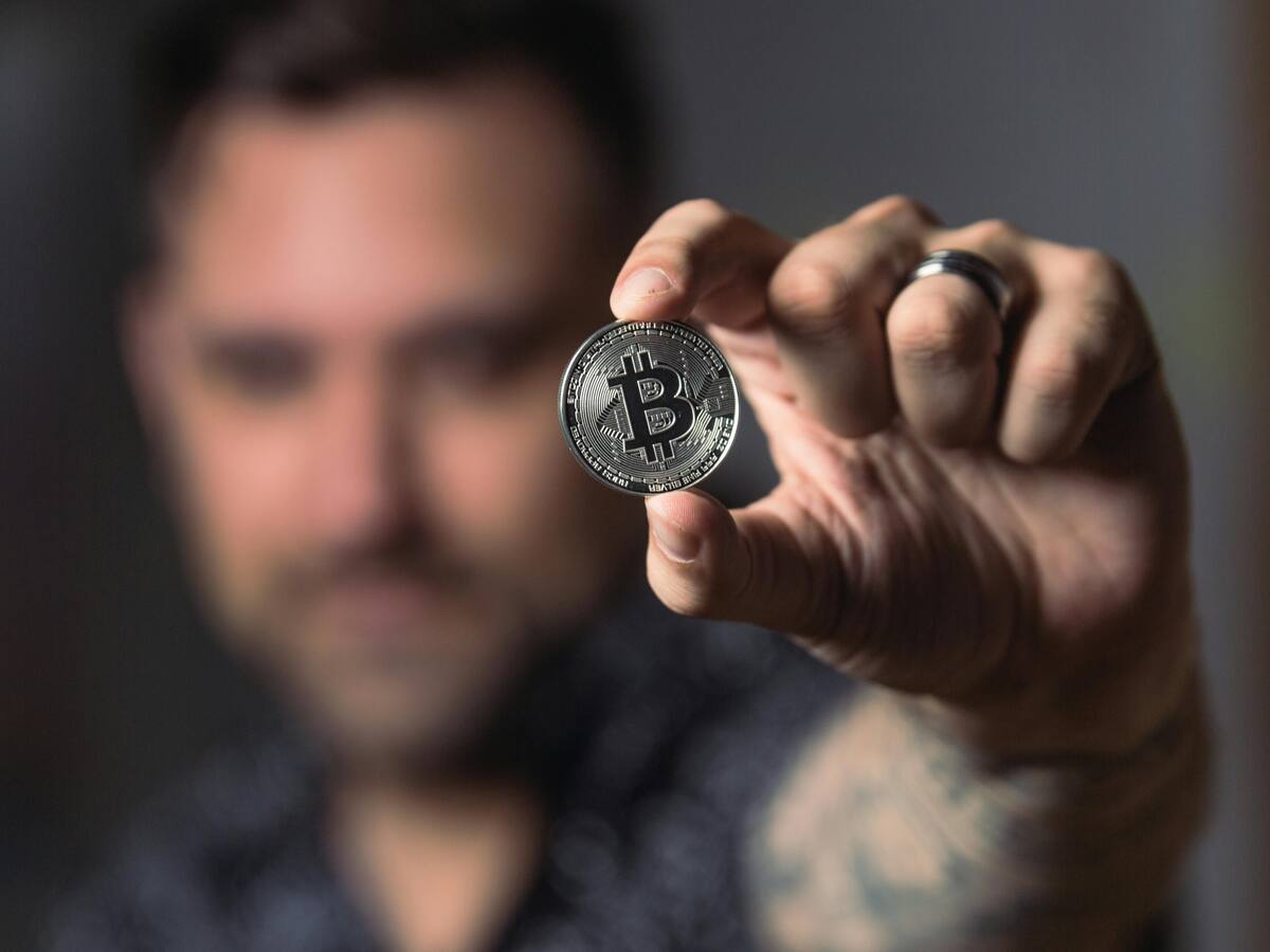 ¿Cuál es el precio de Bitcoin y otras criptos este 21 de febrero del 2024?