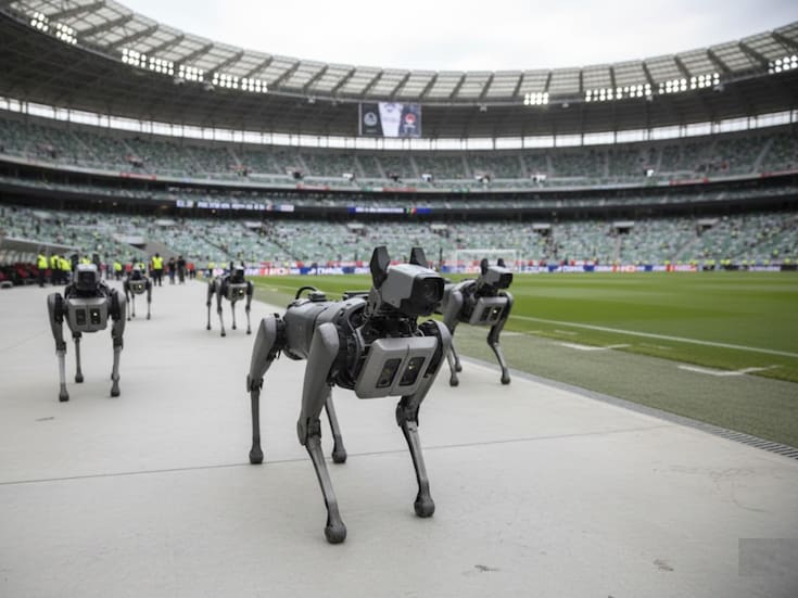 Perros robot vigilarán partidos del Mundial 2026 en Monterrey como parte del nuevo esquema de seguridad del Estadio BBVA