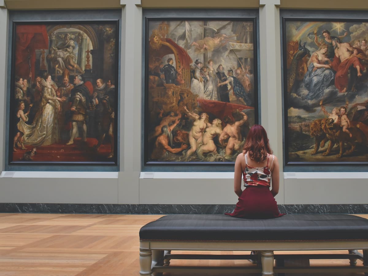 El MoMA subastará obras de arte por para digitalizar el museo y ampliar sus NFT