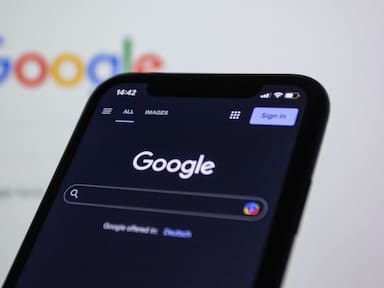 Por estas razones debes eliminar tu actividad en Google, al menos una vez al mes