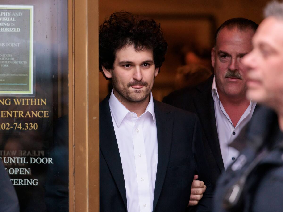 Sam Bankman-Fried, fundador de FTX, es liberado con una fianza de $250 millones de dólares