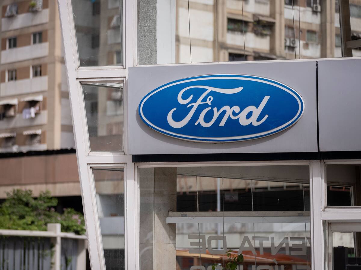 Escasez de semiconductores afecta horario y salario de trabajadores mexicanos