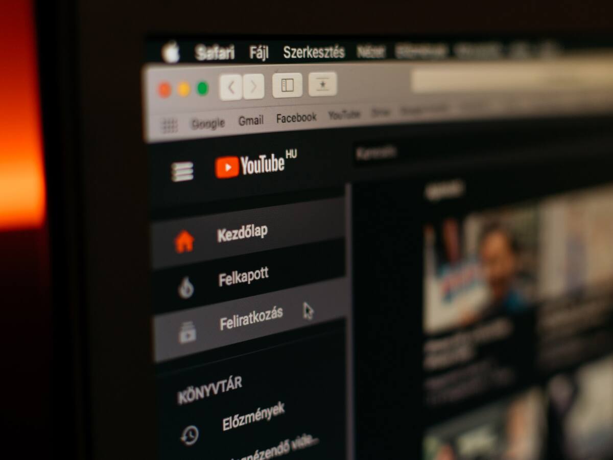 YouTube usa inteligencia artificial para resumir videos a texto