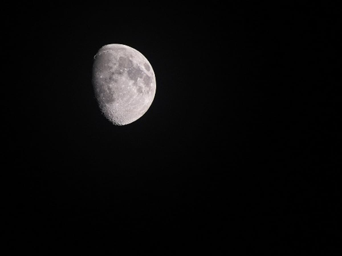 Espectáculo astronómico este 27 de enero: la Luna y las Pléyades protagonizan una ocultación lunar