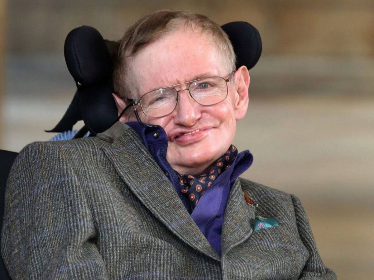 La Tierra se convertirá en una bola de fuego en 600 años, según Stephen Hawking