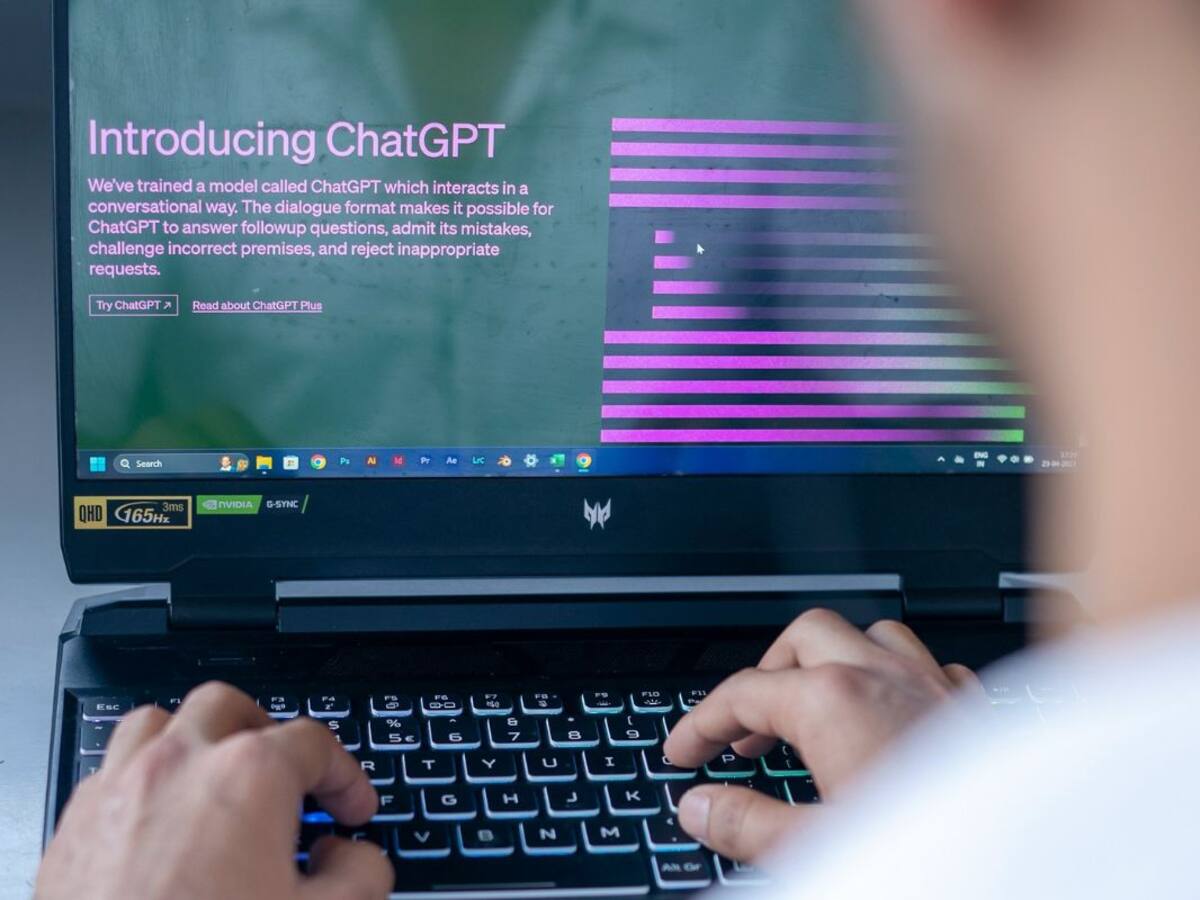 Expertos recomiendan evitar estas palabras al usar inteligencia artificial, descubre por qué