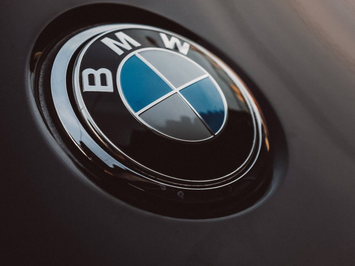 BMW busca incursionar en el metaverso; registra su marca