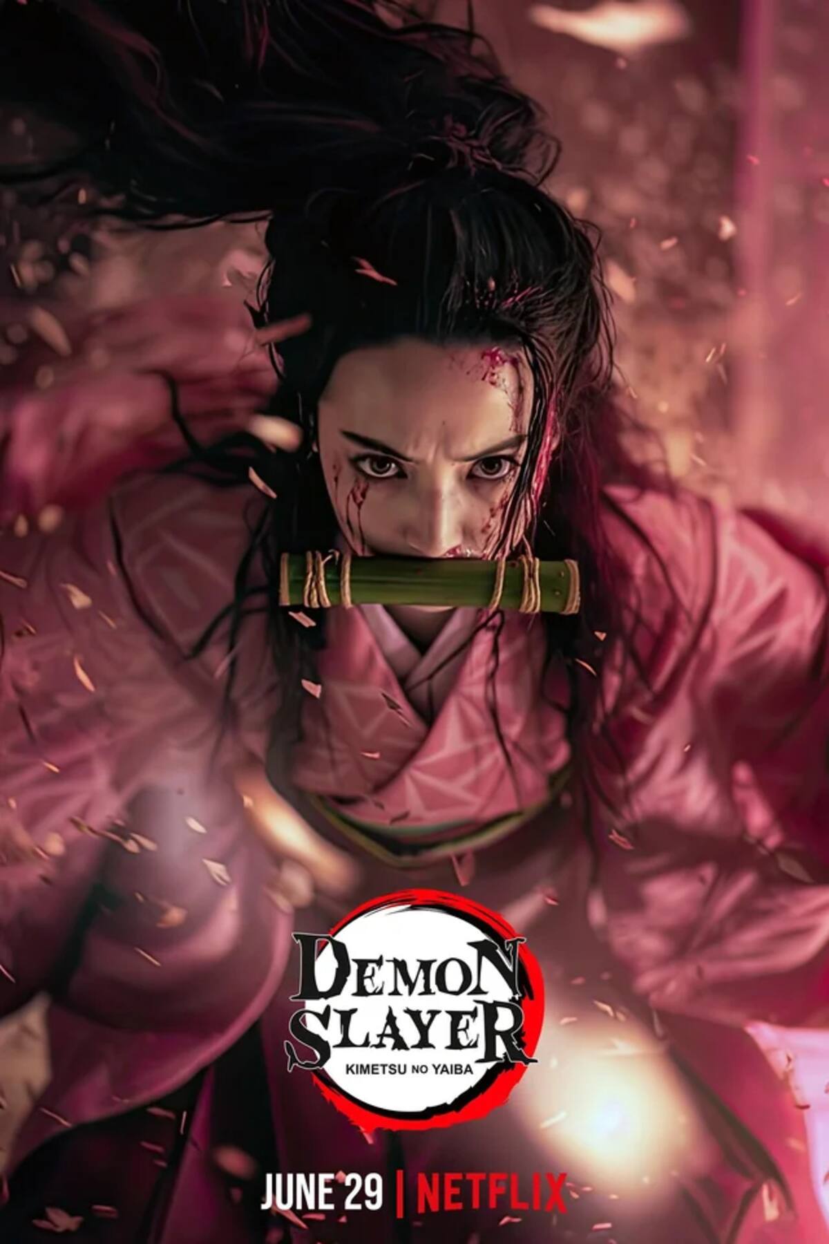 Nezuko Kamado: La voz de Nezuko en la versión japonesa es interpretada por Akari Kito, quien también expresó a otra heroína popular, Nezuko de "Koyomimonogatari".