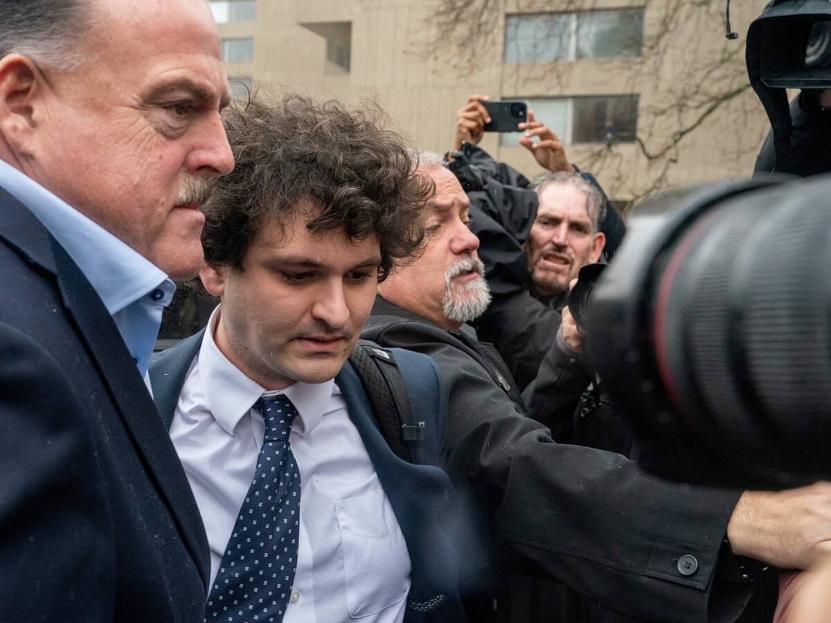 Sam Bankman-Fried, exCEO de FTX, asegura que no ha “robado fondos ni escondido miles de millones”