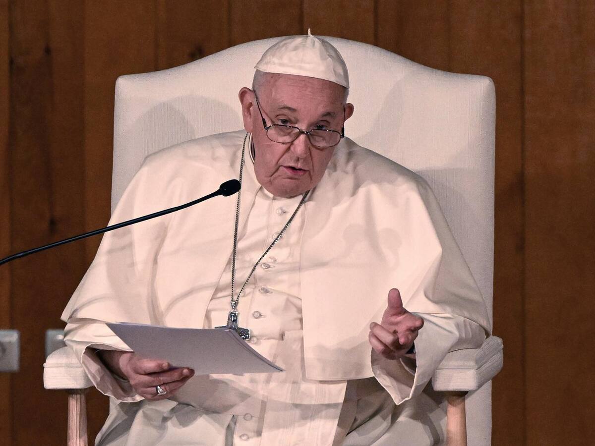 la inteligencia artificial debe estar al servicio de la humanidad: aseguró el Papa Francisco