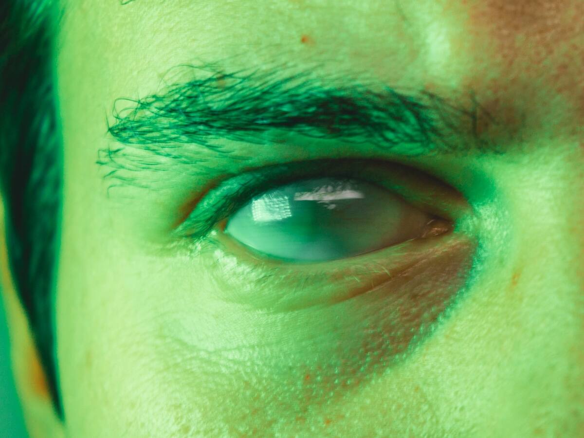 ChatGPT dice "es posible que existamos en una simulación creada por una inteligencia artificial"