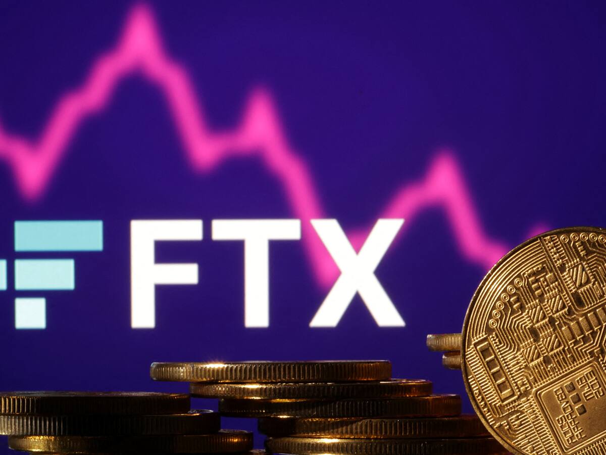 FTX se esfuerza por salvarse de la retirada de sus clientes; busca fondos para solventarse