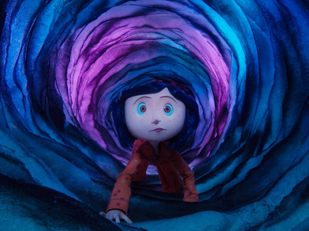 Inteligencia artificial imagina cómo sería un live action de Coraline estilo Guillermo del Toro