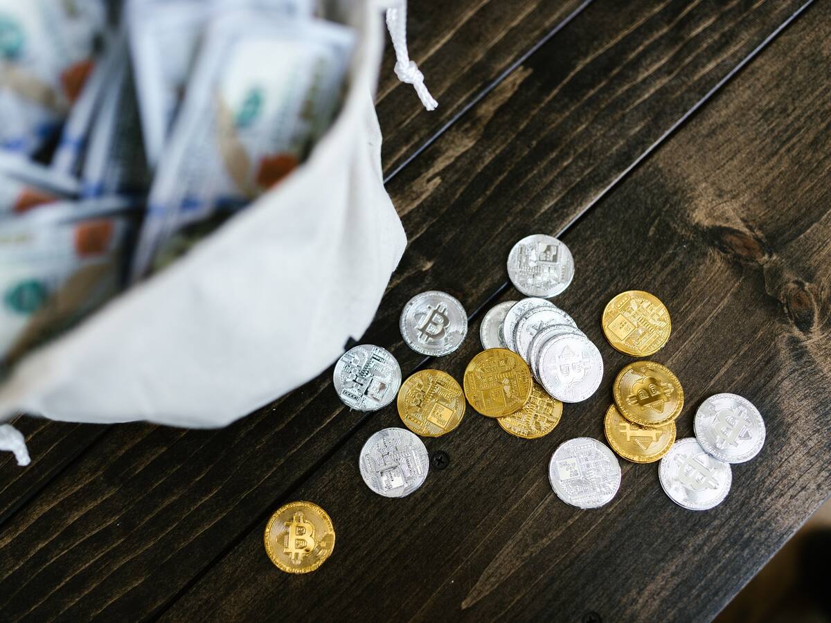 Vauld, plataforma de criptopréstamos, detiene operaciones por la caída de precios