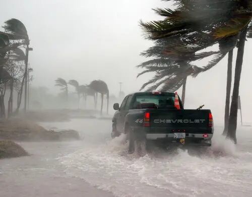 Huracanes llegarán a catastrófica “Categoría 6″ debido a Crisis Climática, según expertos